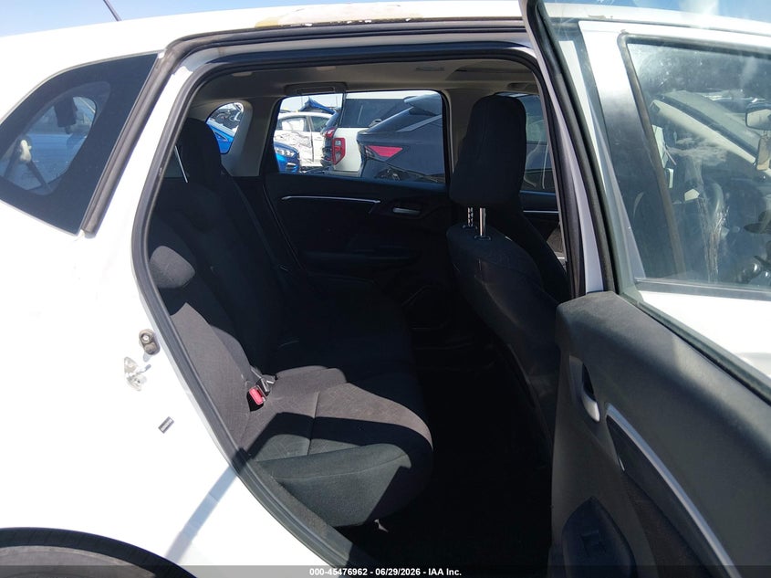 HONDA FIT 2015 VIN 3HGGK5H82FM716888