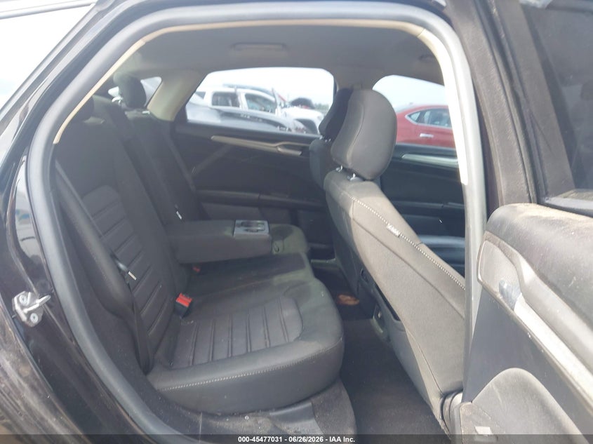 2020 FORD FUSION auction photo 8