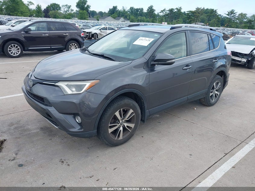 2017 Toyota Rav4 Xle JTMRFREV0HJ172355 photo 1