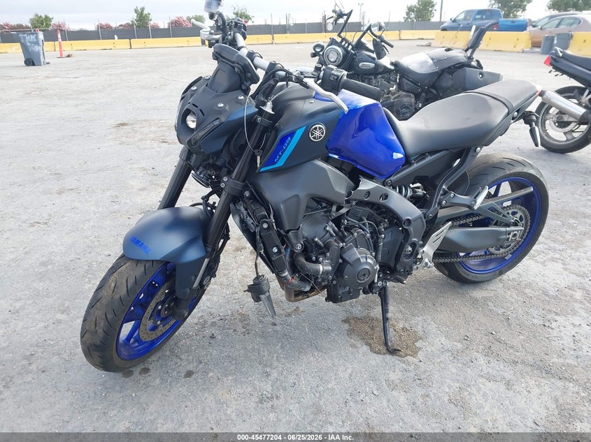 2023 YAMAHA MT09 auction photo 2