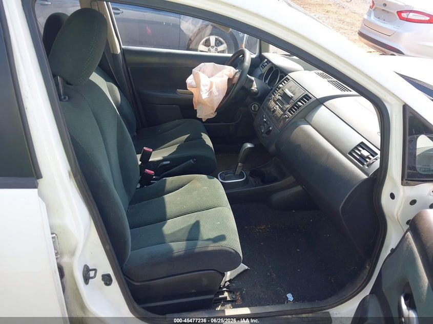 2012 NISSAN VERSA auction photo 5