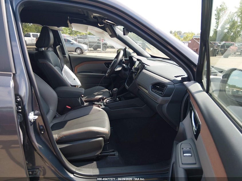 2025 SUBARU FORESTER auction photo 5