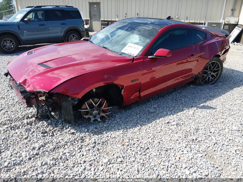 2020 FORD MUSTANG auction photo 2