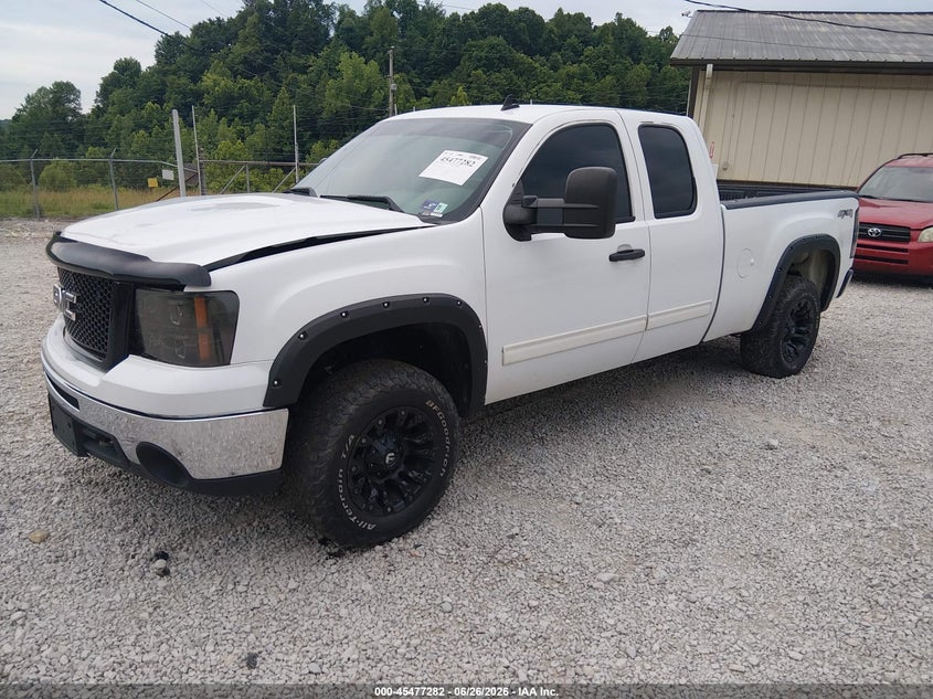 2013 GMC SIERRA 1500 auction photo 2