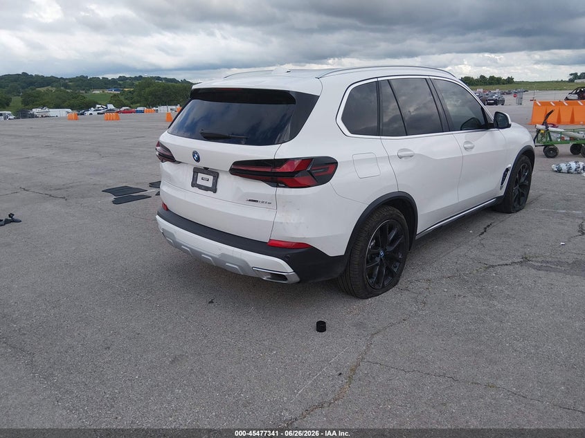 2024 BMW X5 PHEV auction photo 4