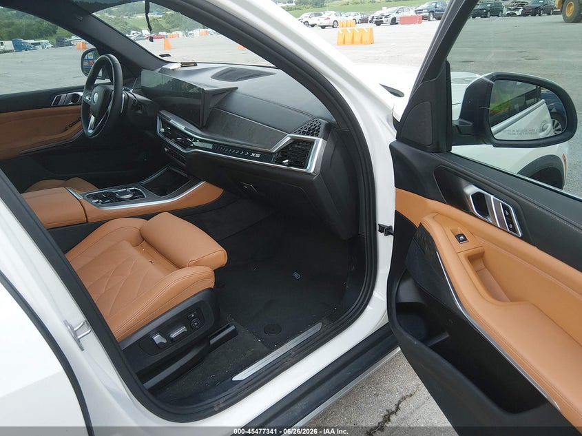 2024 BMW X5 PHEV auction photo 5