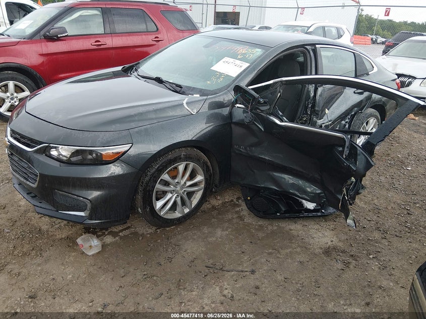 2018 Chevrolet Malibu, Лівий бік, IAAI, VIN 1G1ZD5ST8JF193635 — фото 2