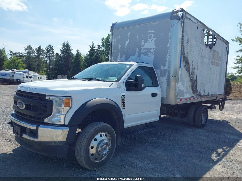 2022 FORD F-550 CHASSIS auction photo 2