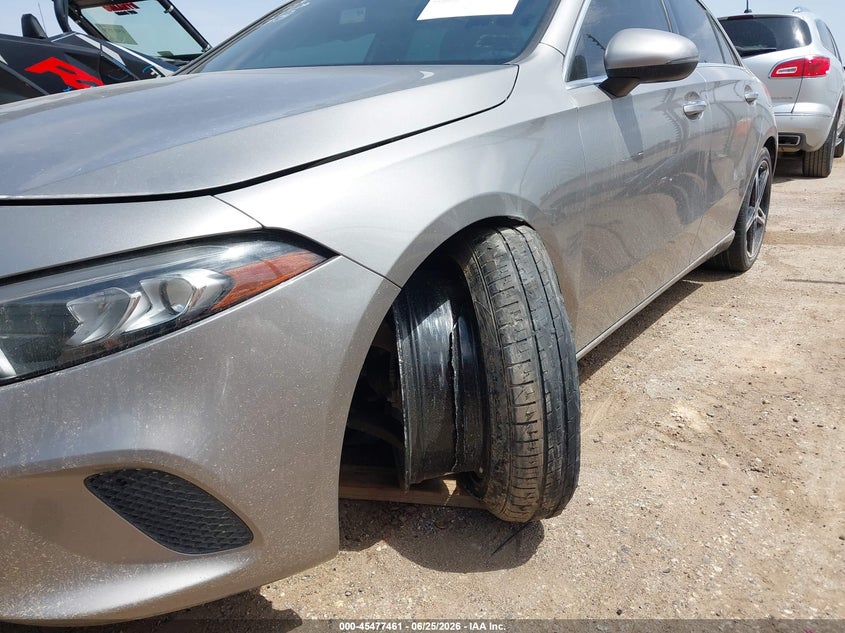 2020 Mercedes-Benz A 220 VIN: W1K3G4EB2LJ220044 Lot: 45477461