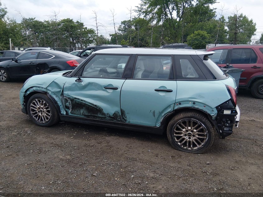 2025 Mini Hardtop Cooper S VIN: WMW53GD02S2W51263 Lot: 45477533