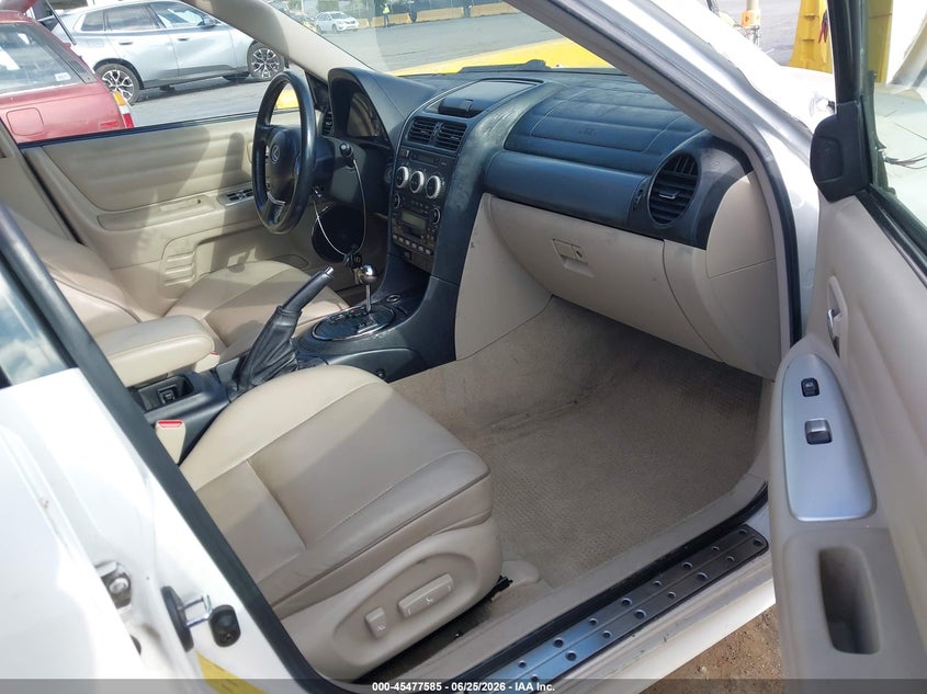 2004 LEXUS IS 300 auction photo 5