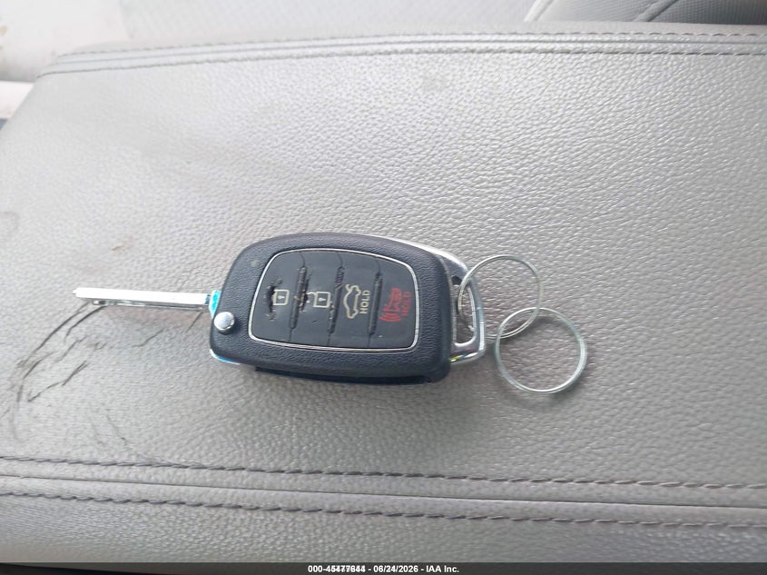 2016 HYUNDAI SONATA SEDAN 2.4L I-4 DI, DOHC, VVT, 185HP