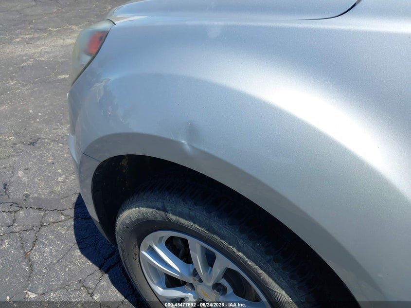 2017 CHEVROLET EQUINOX LS — Photo 11
