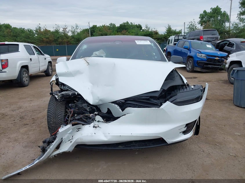 2019 Tesla Model X 100D/75D/Long Range/Standard Range VIN: 5YJXCDE22KF189648 Lot: 45477728