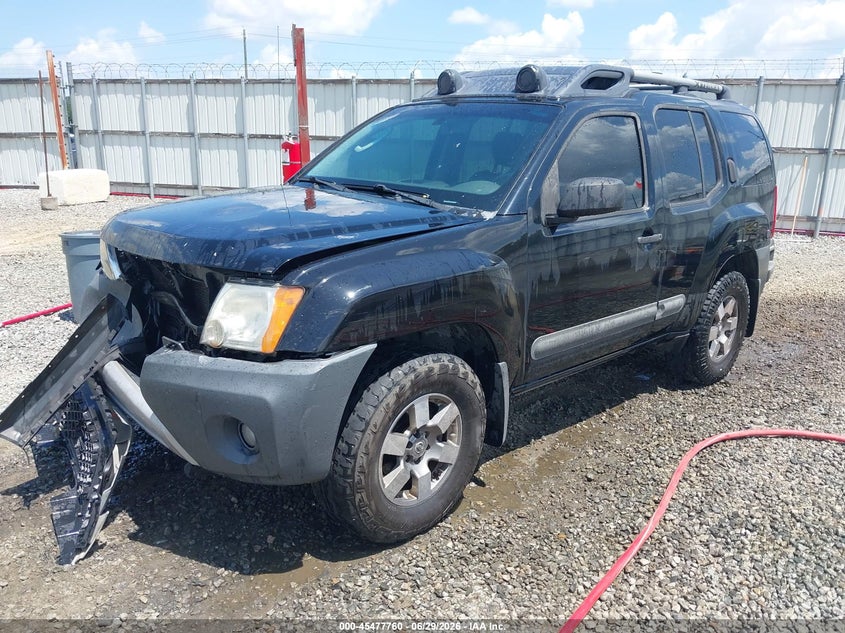 2012 NISSAN XTERRA auction photo 2