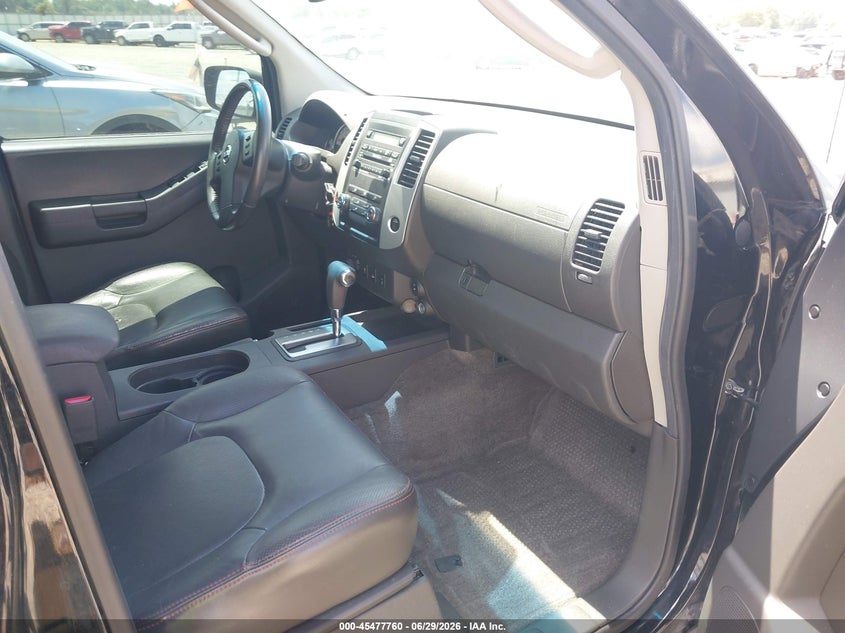 2012 NISSAN XTERRA auction photo 5