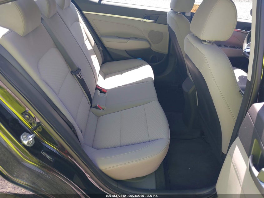 2020 HYUNDAI ELANTRA SE — Photo 8
