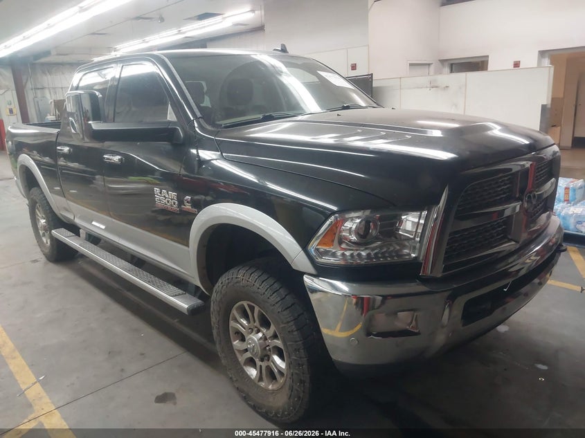 Vin: 3c6ur5fl5hg667621, lot: 45976091, ram 2500 laramie  4x4 6'4 box 2017 img_1