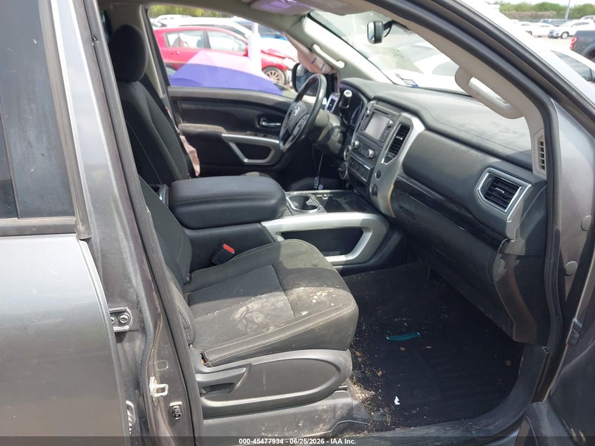 NISSAN TITAN 2018 VIN 1N6AA1E51JN504747