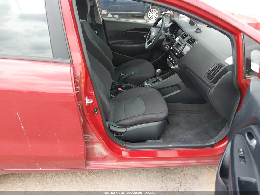 2017 KIA RIO auction photo 5