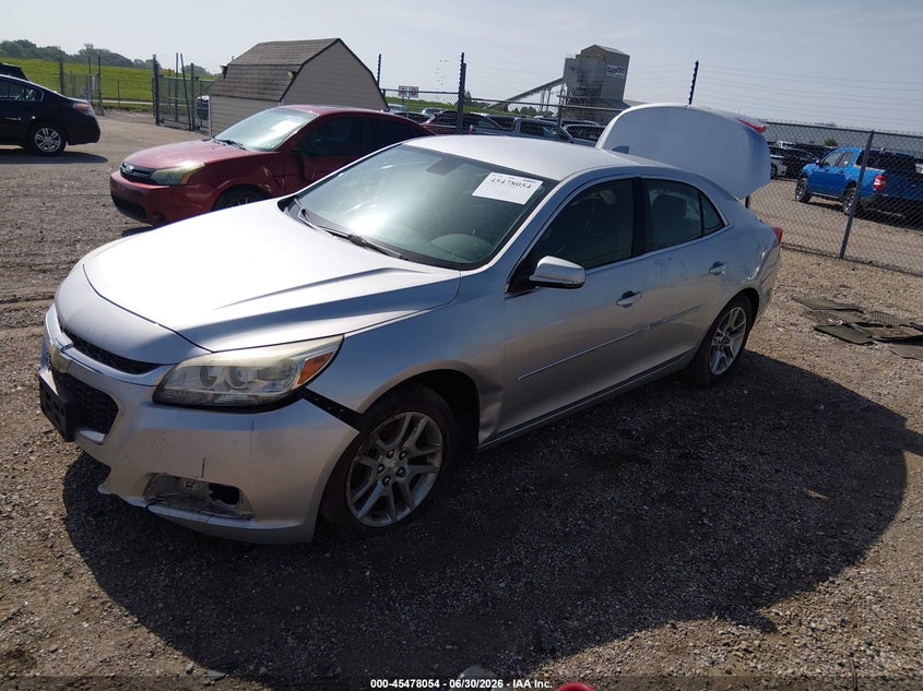 2015 CHEVROLET MALIBU auction photo 2