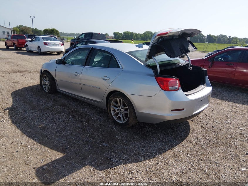 2015 CHEVROLET MALIBU auction photo 3