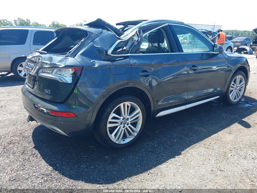 Vin: wa1bnafy7j2180638, lot: 45976239, audi q5 2.0t premium/2.0t tech premium 20184