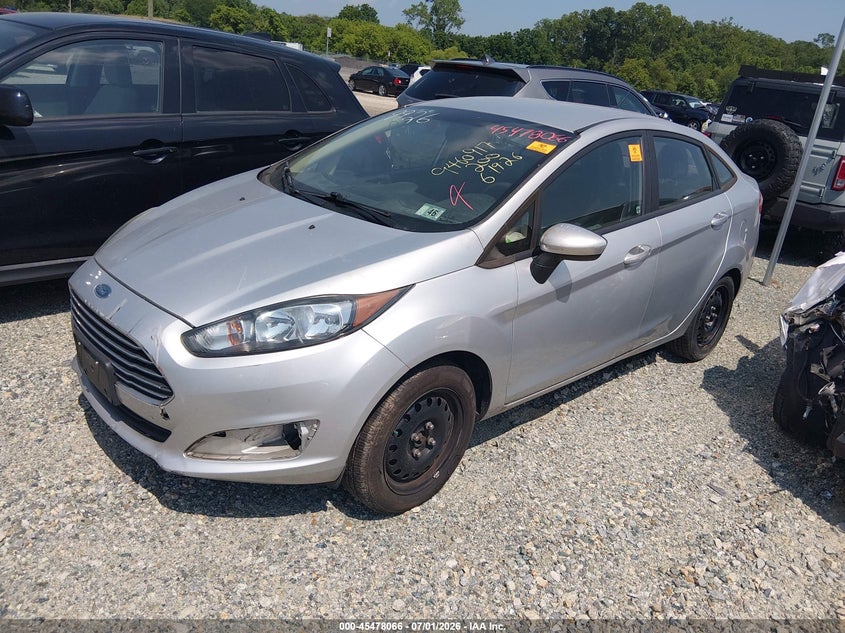 Vin: 3fadp4aj8fm219926, lot: 45976241, ford fiesta s 20152
