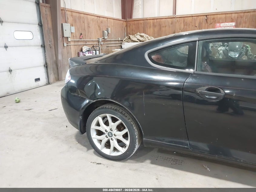 2008 Hyundai Tiburon Gt/Gt Limited/Se VIN: KMHHN66FX8U294266 Lot: 45478087