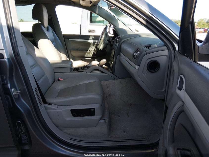 2005 PORSCHE CAYENNE auction photo 5