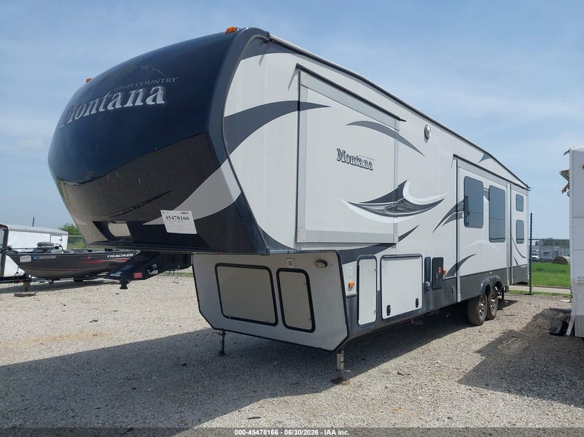 2015 KEYSTONE MONTANA auction photo 2