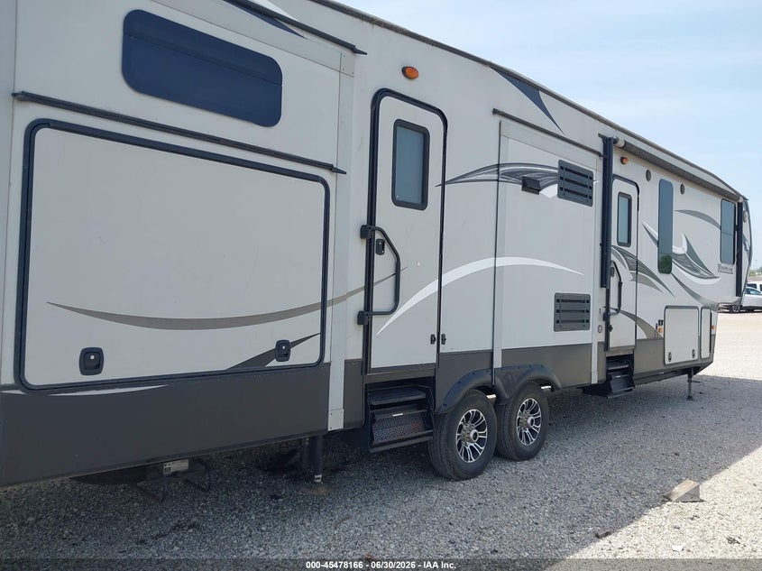2015 KEYSTONE MONTANA auction photo 4