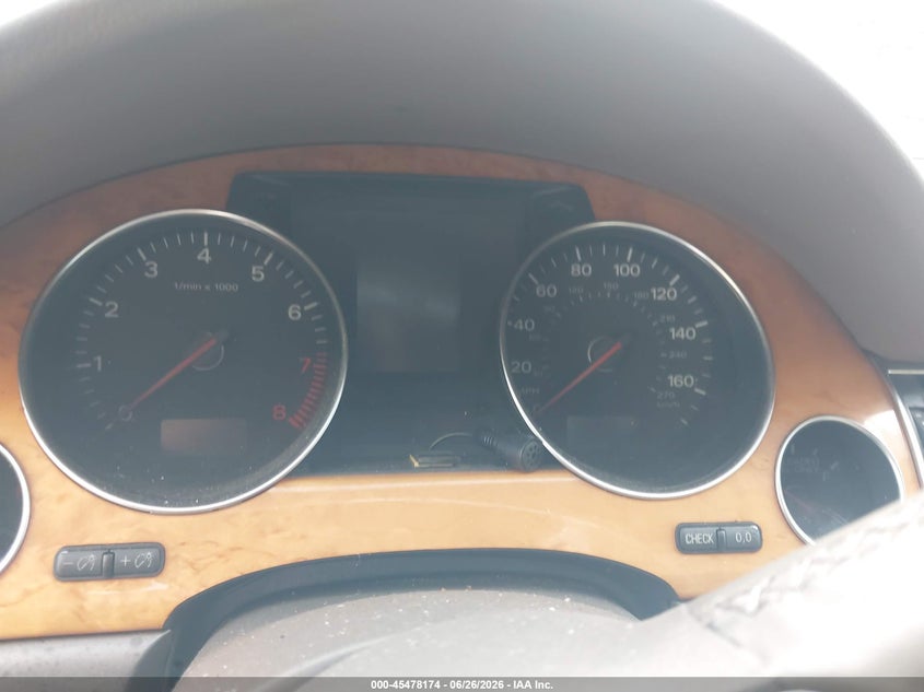 2005 AUDI A8 L auction photo 7