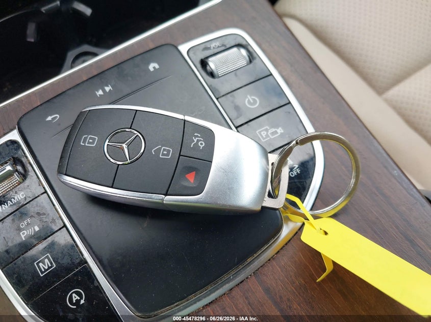 2022 Mercedes-Benz Glc 300 4Matic Suv VIN: W1N0G8EB4NG038083 Lot: 45478296