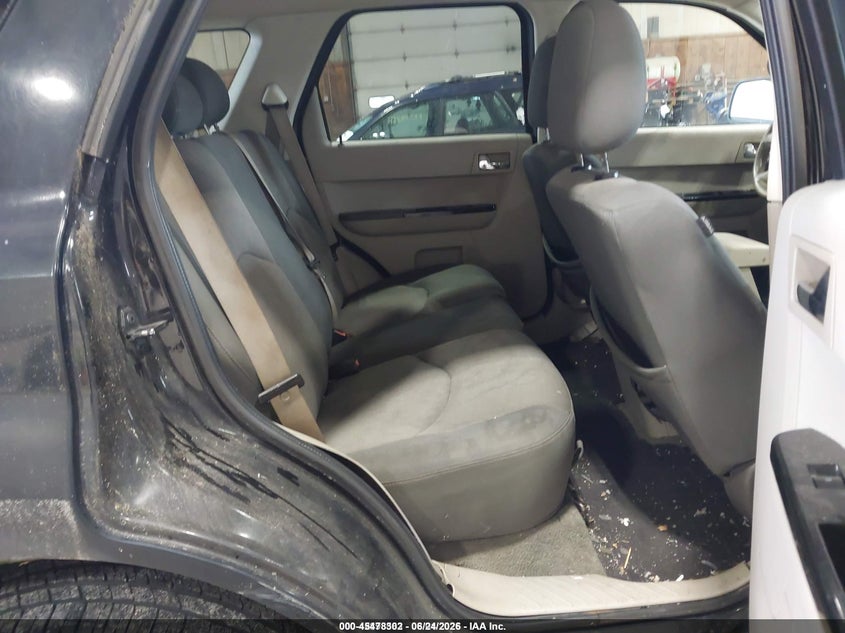 2008 MAZDA TRIBUTE auction photo 8