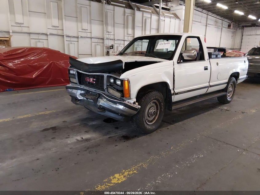 1989 GMC Sierra, Удар спереду, IAAI, VIN 1GTFK24K7KE503753 — фото 2