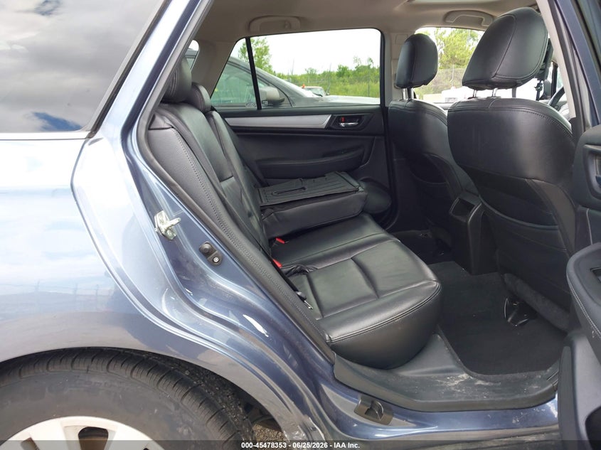 2016 SUBARU OUTBACK auction photo 8
