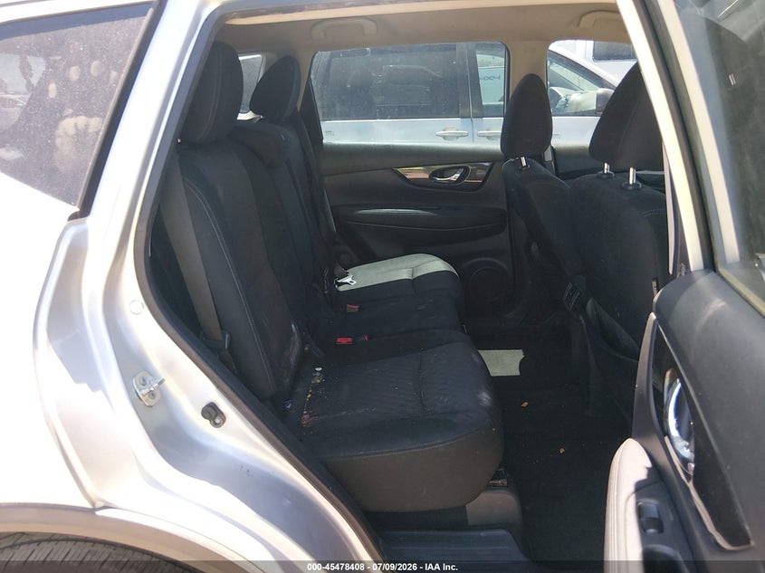 2017 NISSAN ROGUE auction photo 8