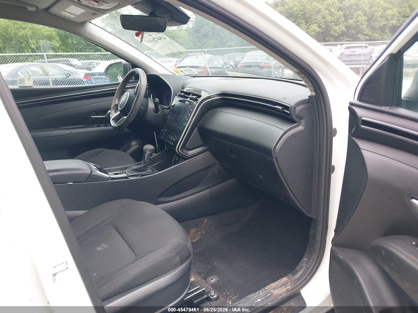 2024 HYUNDAI TUCSON auction photo 5