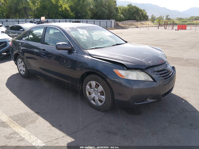 2009 TOYOTA CAMRY LE
