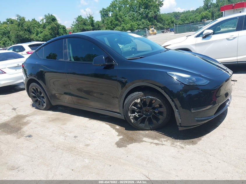 TESLA MODEL Y 2024 VIN 7SAYGDEE0RA214902