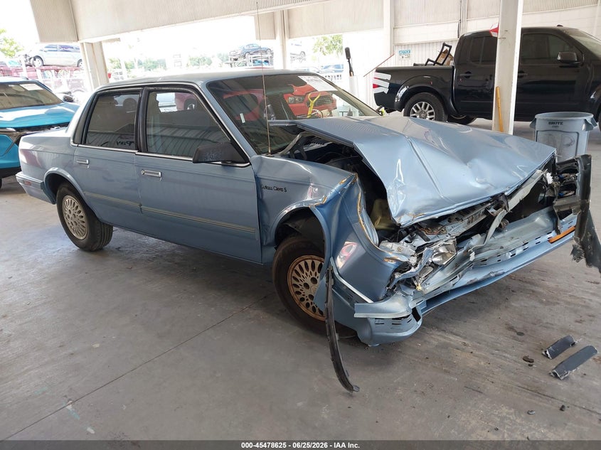 1993 OLDSMOBILE CUTLASS CIERA auction photo 1