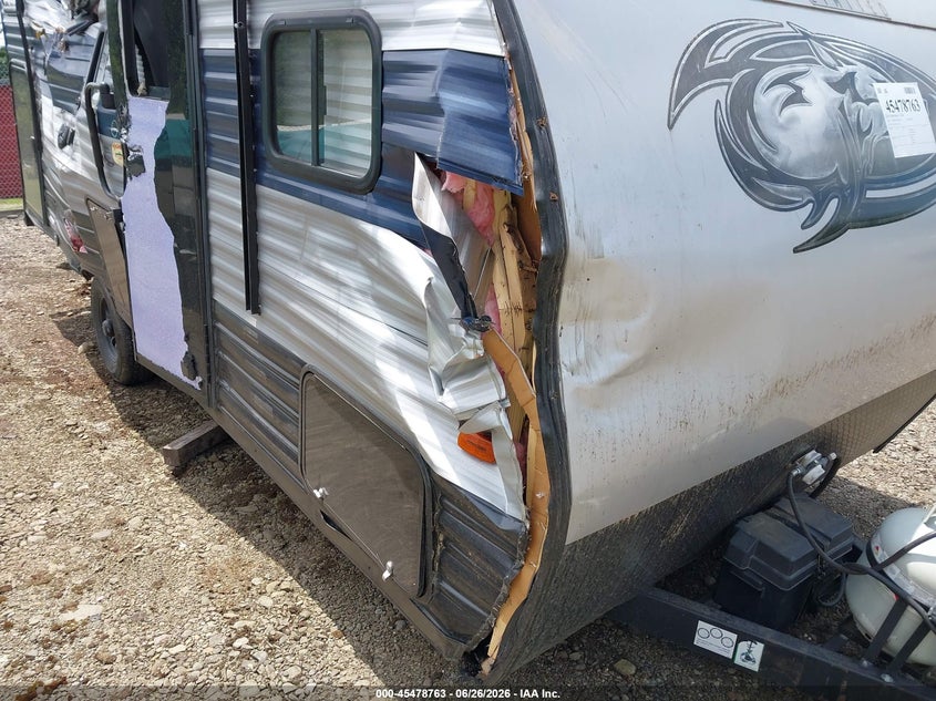 2021 FOREST RIVER CHEROKEE WOLF PUP CASCADE 17JG TRAVEL TRAILER auction photo 6