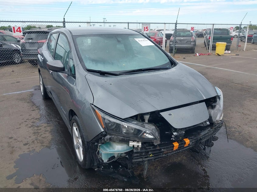 Vin: 1n4az1cp0kc319639, lot: 45976943, nissan leaf s 2019 img_1