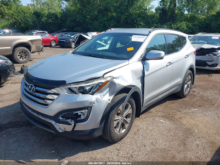 2015 HYUNDAI SANTA FE SPORT auction photo 2