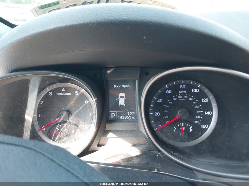 2015 HYUNDAI SANTA FE SPORT auction photo 7