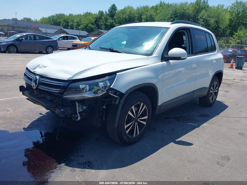 WVGBV7AX1FW555605 2015 Volkswagen Tiguan S photo 1