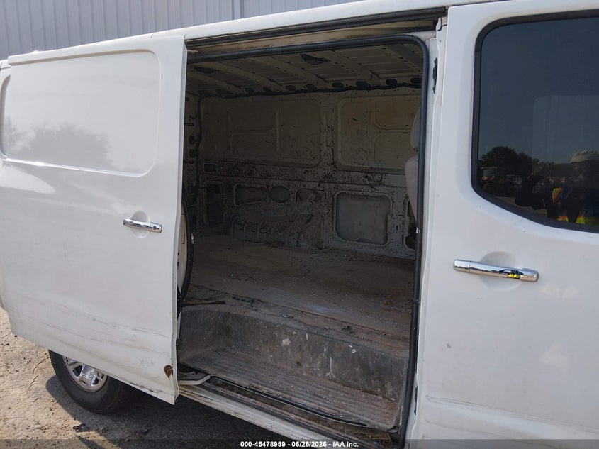2015 NISSAN NV CARGO NV2500 HD auction photo 8