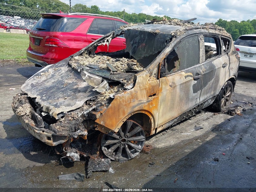 2017 Ford Escape, Total Burn, IAAI, VIN 1FMCU9J91HUE01107 — photo 2