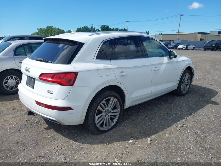 Vin: wa1cnafy5j2098427, lot: 45977303, audi q5 2.0t premium/2.0t tech premium 20184